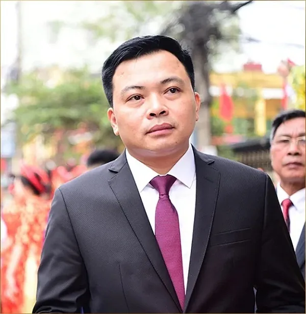 Hành trình sự nghiệp của Doãn Văn Phương, từ ngành bưu điện đến bất động sản và FLC