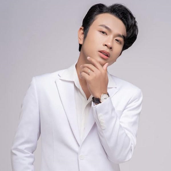 Tiểu sử ca sĩ Ngọc Phụng: Quán quân Bolero chinh phục trái tim khán giả