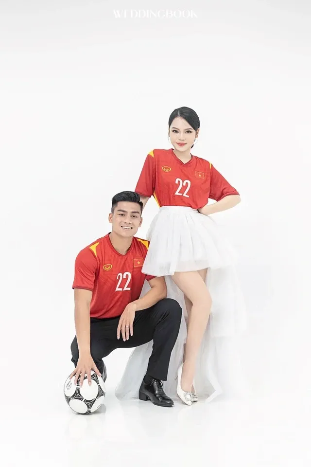 Thương Phan, vợ của Uông Ngọc Tiến, thể hiện vẻ đẹp rạng rỡ và phong thái tự tin