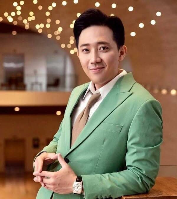 Trấn Thành: Nam nghệ sĩ đa tài nhiều fan và antifan nhất showbiz 9 Nhịp Showbiz: Trấn Thành mong được bình yên, bà Phương Hằng “ngừng chiến”