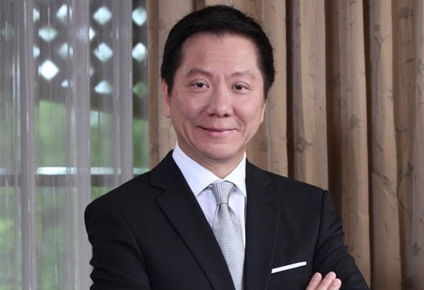 Henry Sy: Tỷ phú tự thân kiệt xuất kiến tạo đế chế kinh doanh bán lẻ và ngân hàng hàng đầu Đông Nam Á 6 Ảnh Henry Sy - Tỷ phú giàu nhất Philippines đã 93 tuổi | Znews.vn