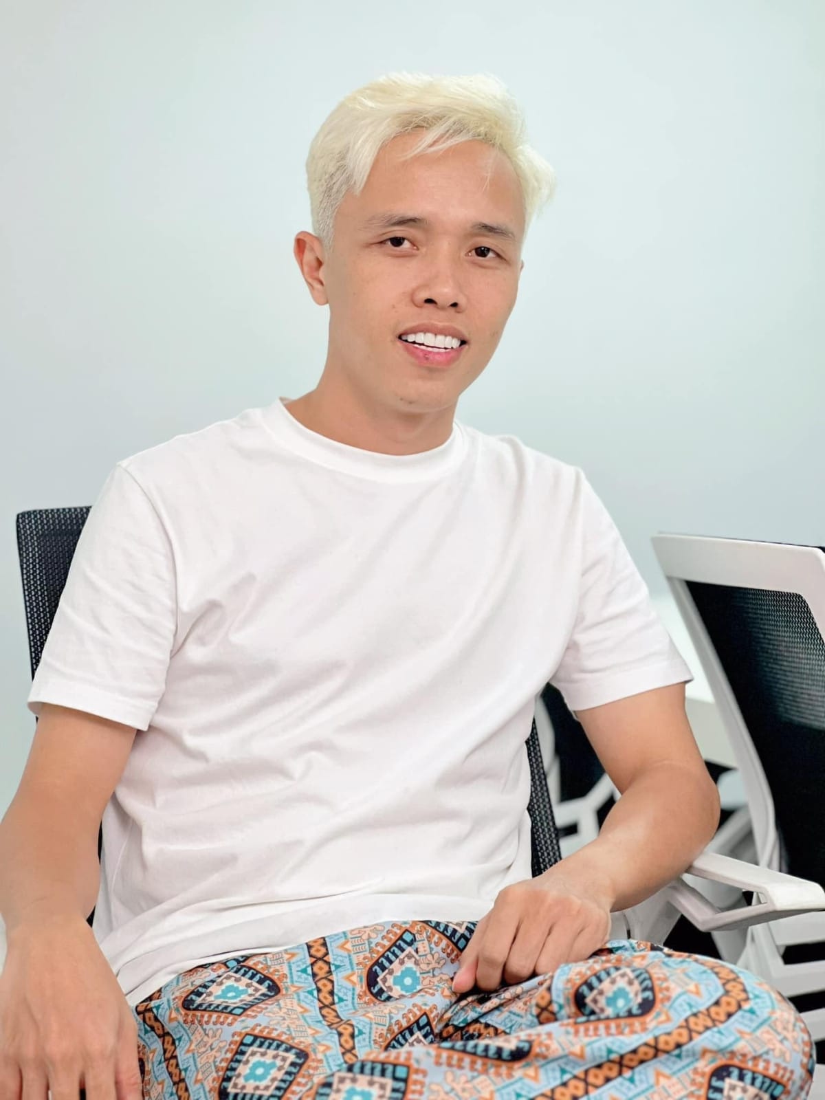 Tiktoker Huy Quần Hoa: Khi Photoshop trở thành công cụ nhân ái -