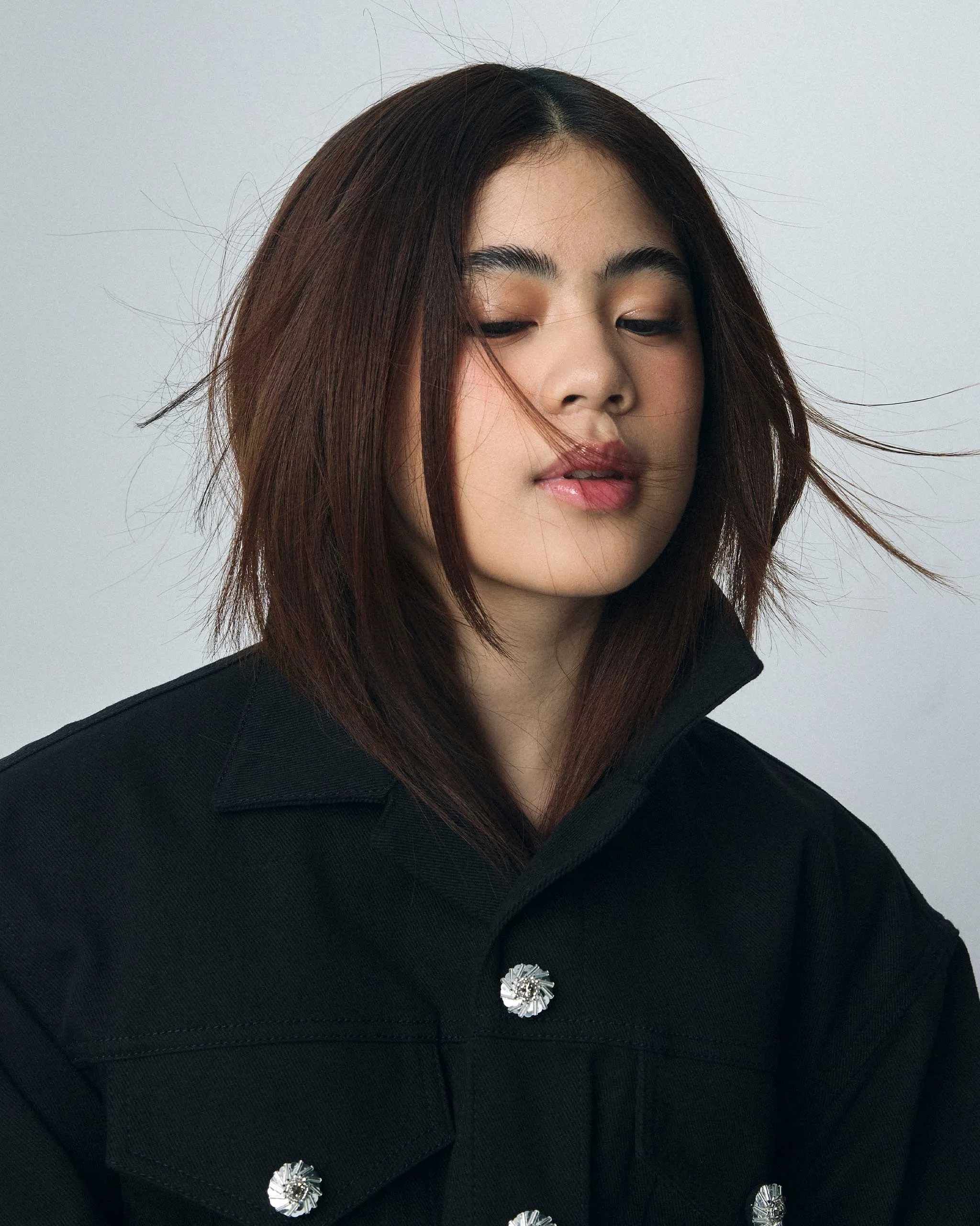Niana Guerrero: Từ hiện tượng nhảy nhót tuổi teen đến biểu tượng sáng tạo nội dung hàng đầu châu Á 4 Niana Guerrero Is Still Figuring It Out | Vogue Spotlight