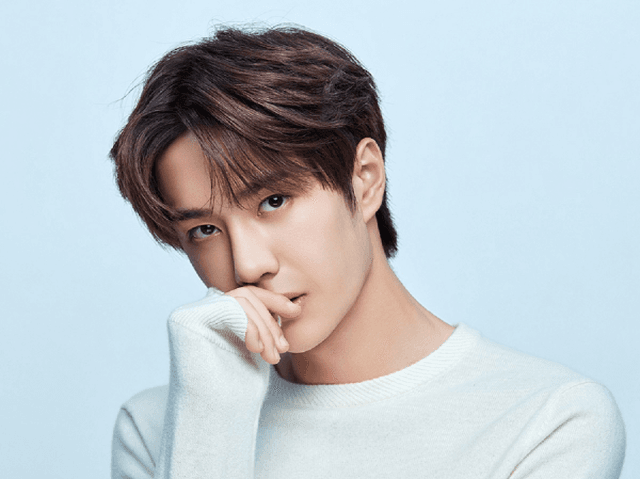 Ảnh Vương Nhất Bác - Vương Nhất Bác: Mỹ nam tuổi Sửu "lắm tài nhiều tật" của Hoa ngữ