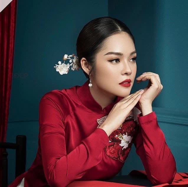 Tiểu sử Dương Cẩm Lynh - Á hậu Điện ảnh tài sắc, mỹ nhân màn ảnh nhỏ và hành trình vượt bão kiên cường 3 Ảnh Dương Cẩm Lynh - Sự nghiệp vận vào cuộc đời lận đận của Dương Cẩm Lynh