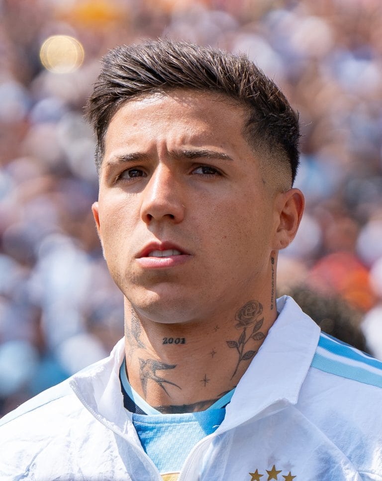 Tiểu sử Enzo Fernandez – Tiền vệ tài hoa vô địch World Cup và bản hợp đồng bom tấn lịch sử bóng đá