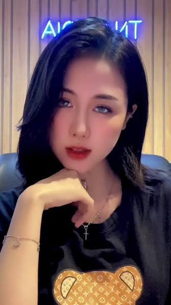 Huỳnh Ái Vy | TikTok