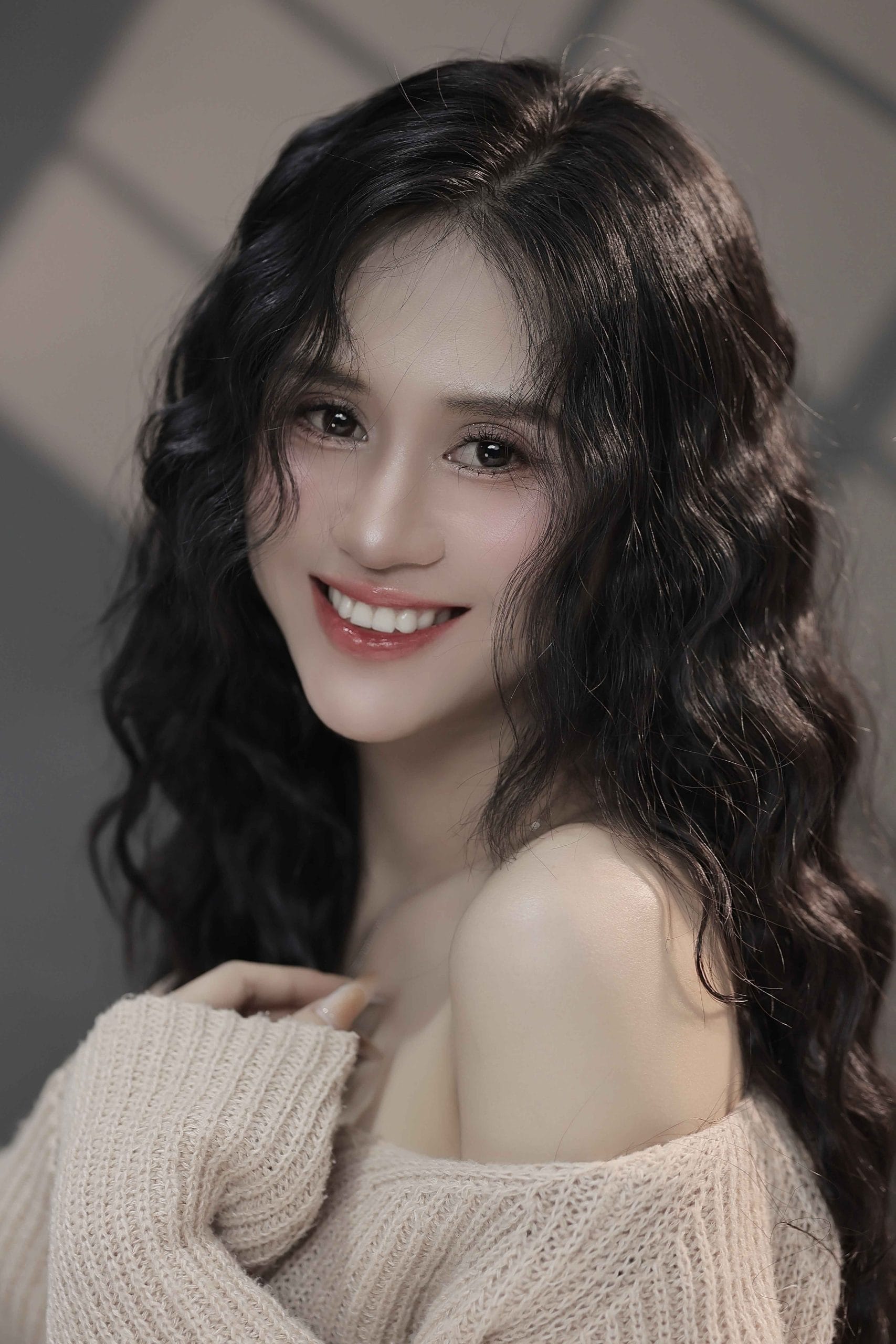 Tiểu sử Jee Trần - Giọng ca ngọt ngào từ 'Hot girl kẹo kéo' đến ngôi sao truyền hình thực tế 4 Ảnh Jee Trần - Jee Trần khoe nhan sắc nổi bật với bộ ba concept cực biến hóa trong bộ ảnh mới