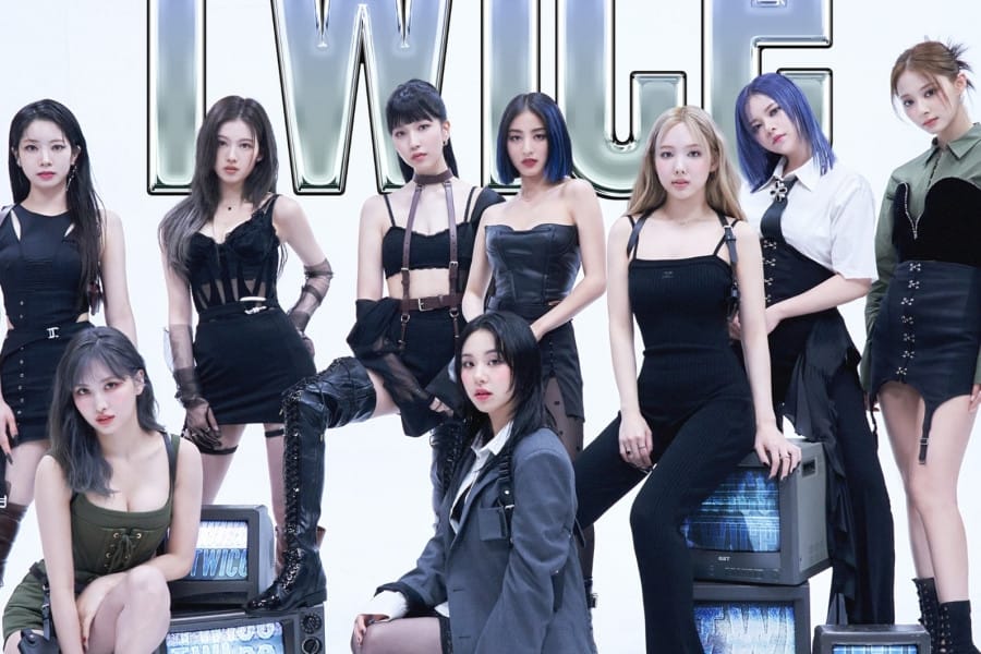 TWICE's "BETWEEN 1&2" Becomes 1st K-Pop Girl Group Album Of 2022 To Chart For 5 Weeks On Billboard 200 | Soompi